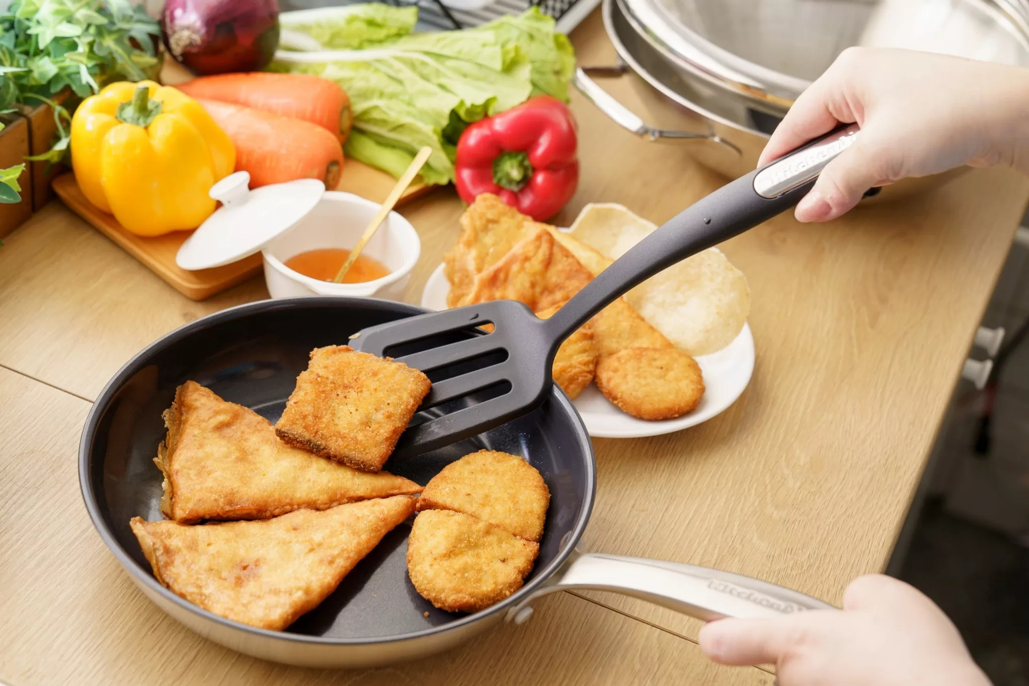 家樂福會員點數「能抵也能換」 KitchenAid 精品廚具點數加價購 家樂福會員點數「能抵也能換」 KitchenAid 精品廚具點數加價購