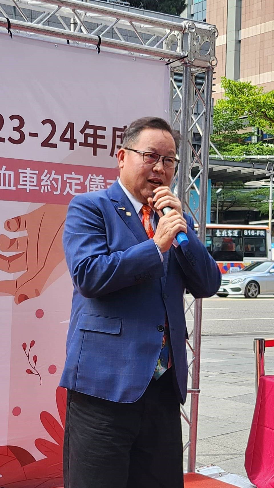 國際扶輪3482地區響應永續環保率先贈捐全台第一綠能電動捐血車