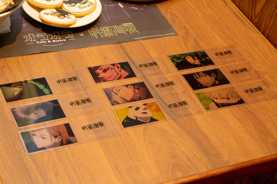 《咒術迴戰》特色餐酒館降臨信義威秀，宿儺手指蛋糕與咒物販賣機讓粉絲領域展開