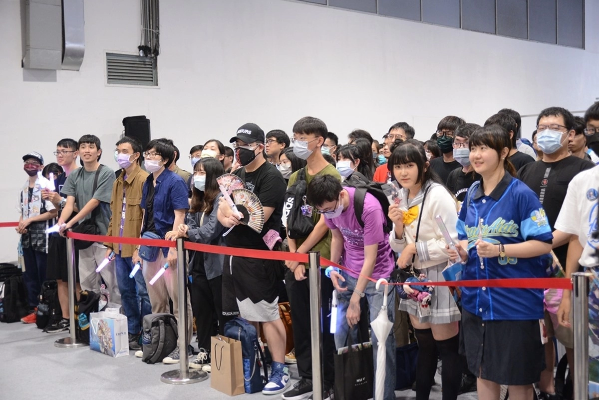 <div>【2023漫博】《LoveLive!Sunshine!!》外傳《幻日夜羽》聲優小林愛香&逢田梨香子來台，笑說「台灣一點也沒變」！</div>