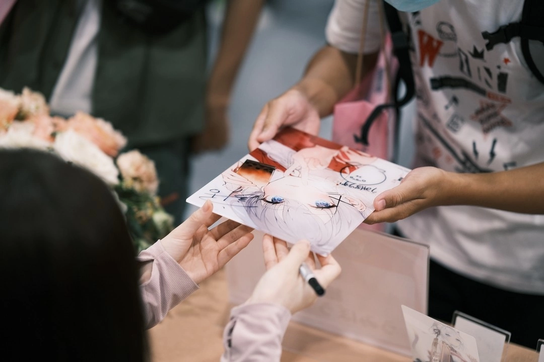 【2023漫博】《偵探已經，死了。》作者二語十、繪師うみぼうず 首度來台，簽名會與粉絲交流大受感動