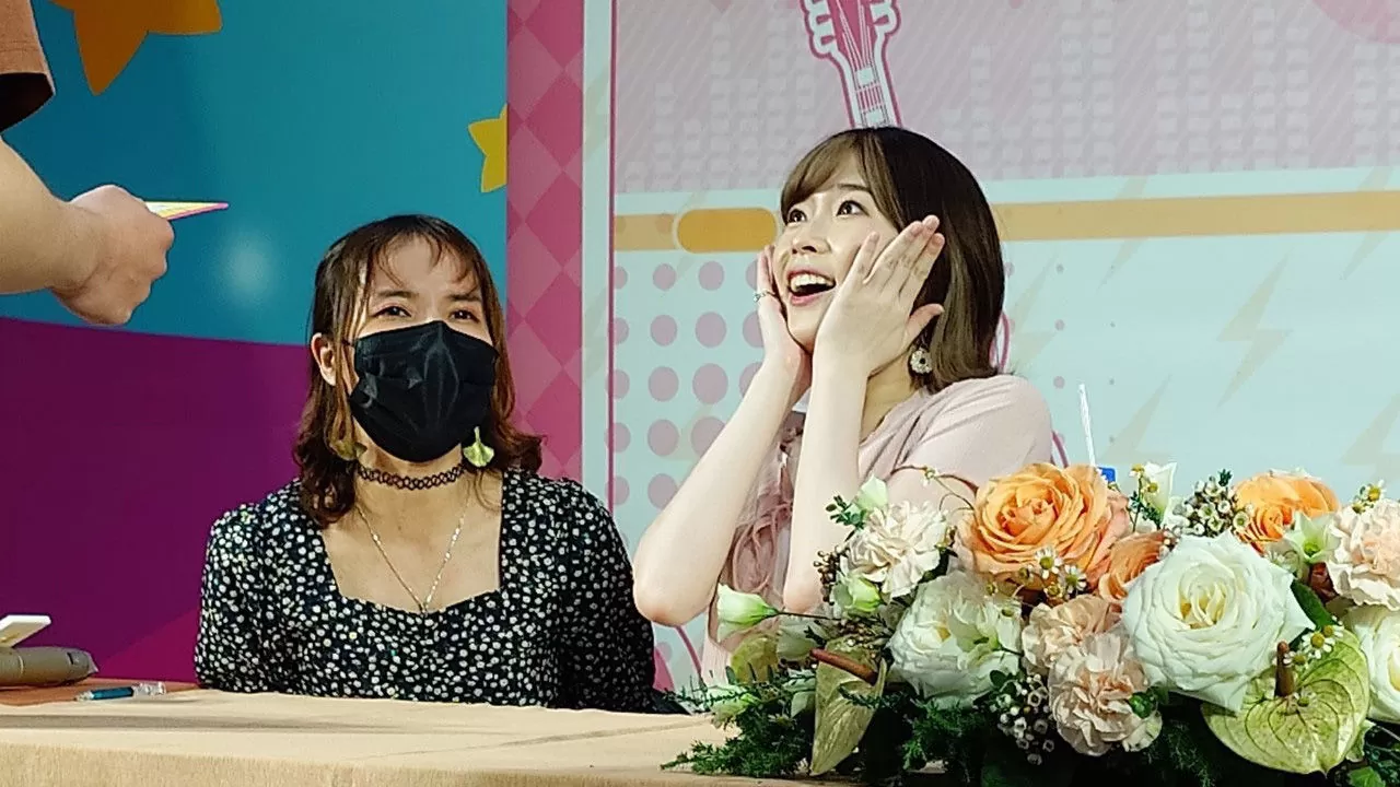 【2023漫博】《孤獨搖滾！》後藤一里聲優青山吉能，來台掃貨喉糖還重現「神機錯亂」電子音！
