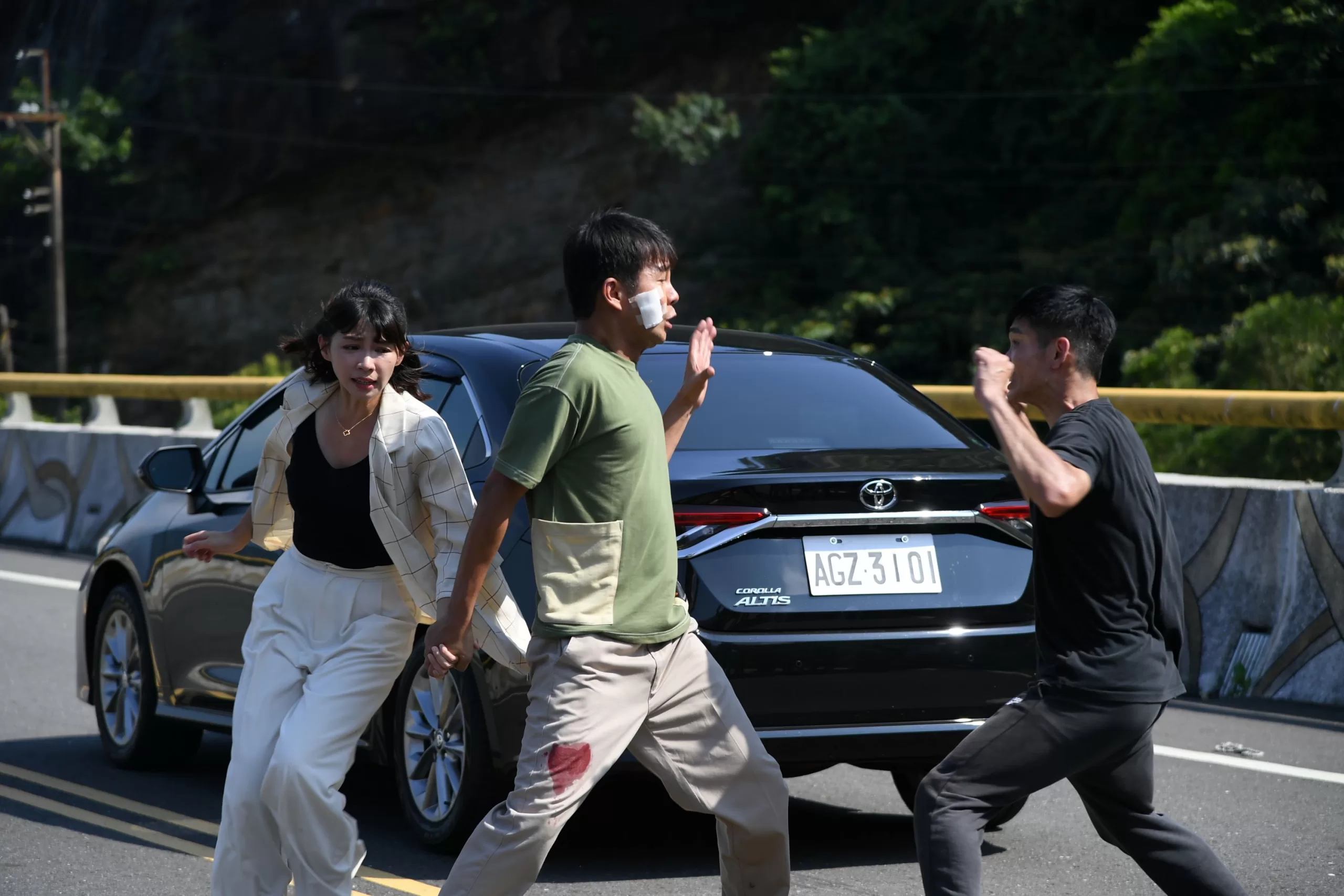 中槍、落水又車禍　謝承均認「災星」：每一場都很慘