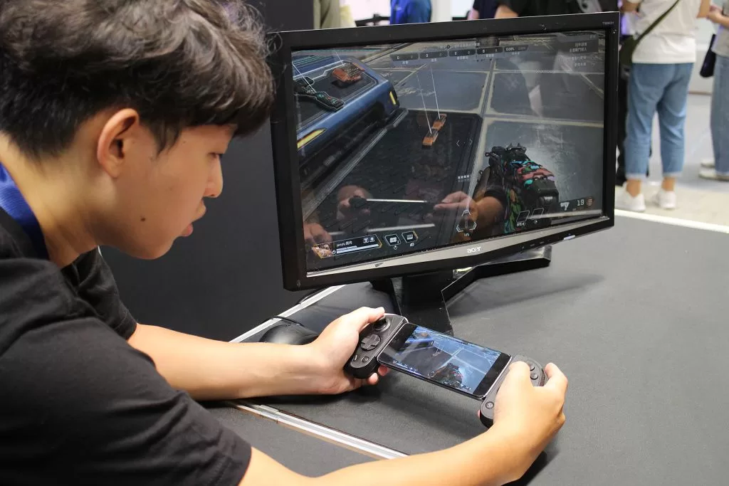 手機一秒化身雲端遊戲掌機　碩擎科技於夏日電玩展發表 Serafim S3 遊戲手把