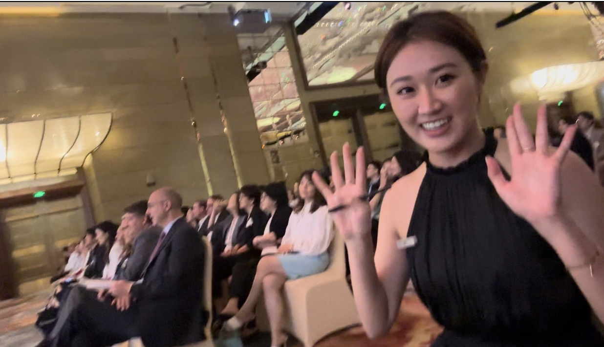壹電視國際新聞節目主持人陳玠妤　流利英語對談迪士尼總裁