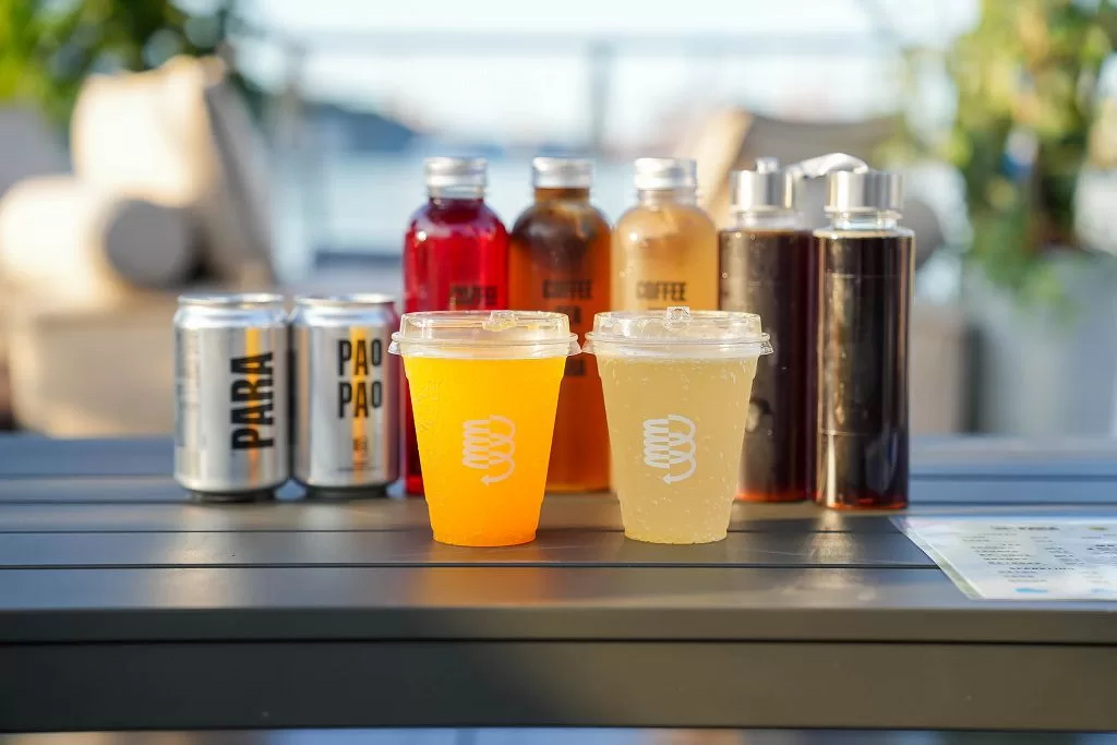 聯名冰品、限定飲品笑擁海洋　PARA 餐車快閃基隆展演「樂夏天」