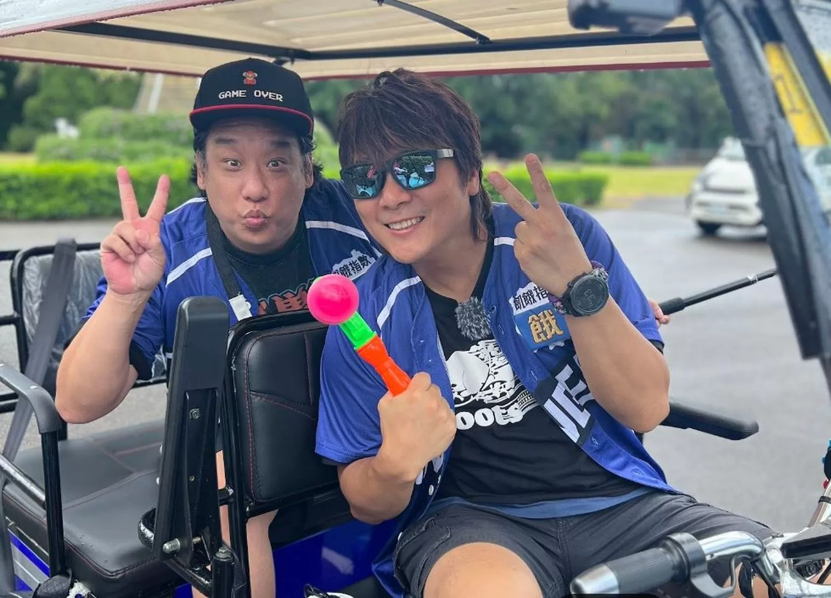 王仁甫當眾拉他褲做笑果　「真的脱了！」他下身打碼超崩潰
