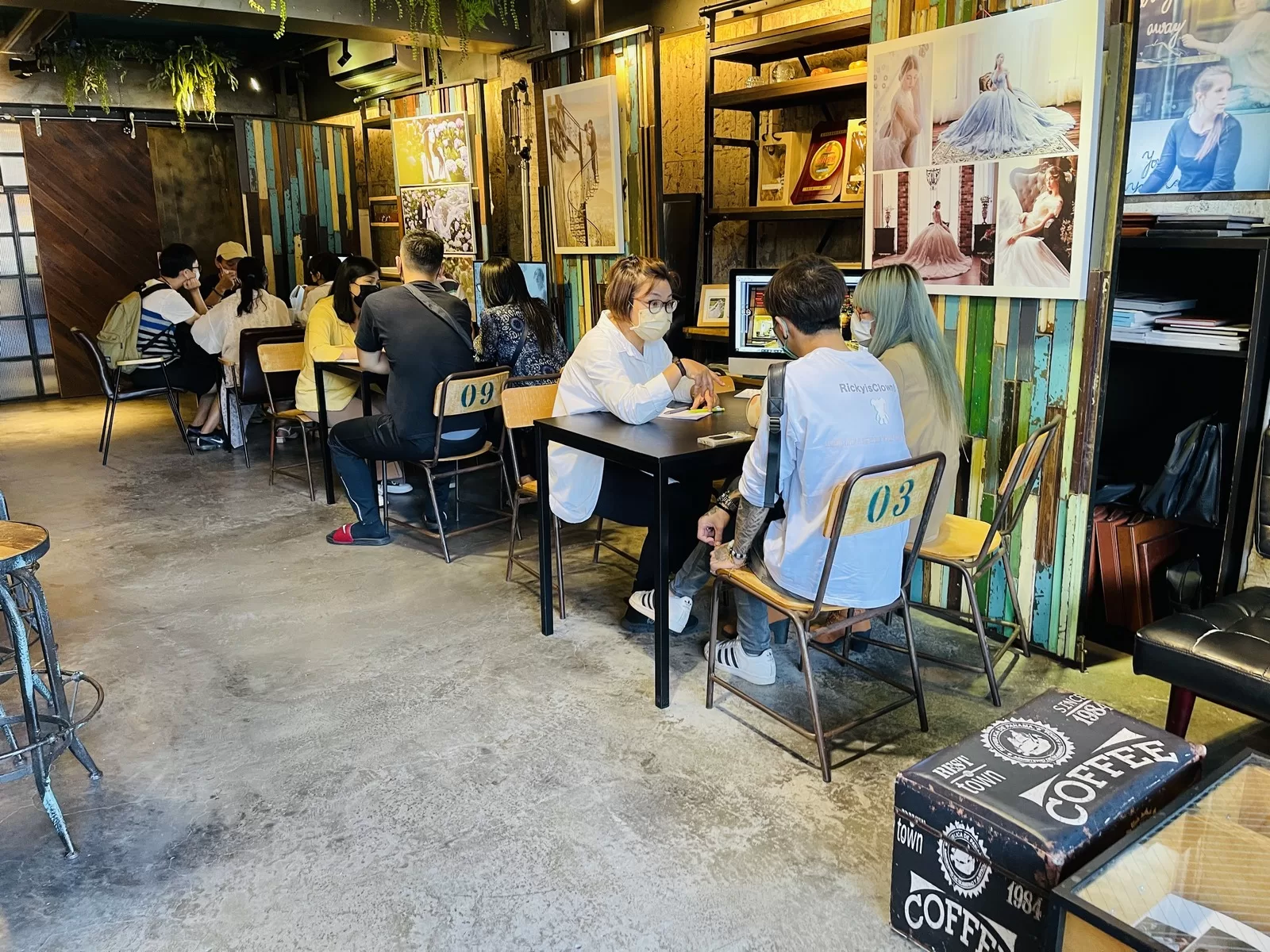 愛國東路憶婚紗 打造婚紗新概念