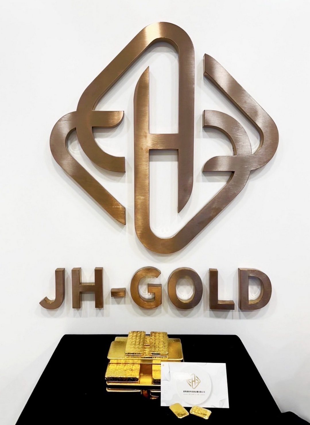 以巴衝突！金價突破1900美元　貴金屬公司推出到府服務搶占市場