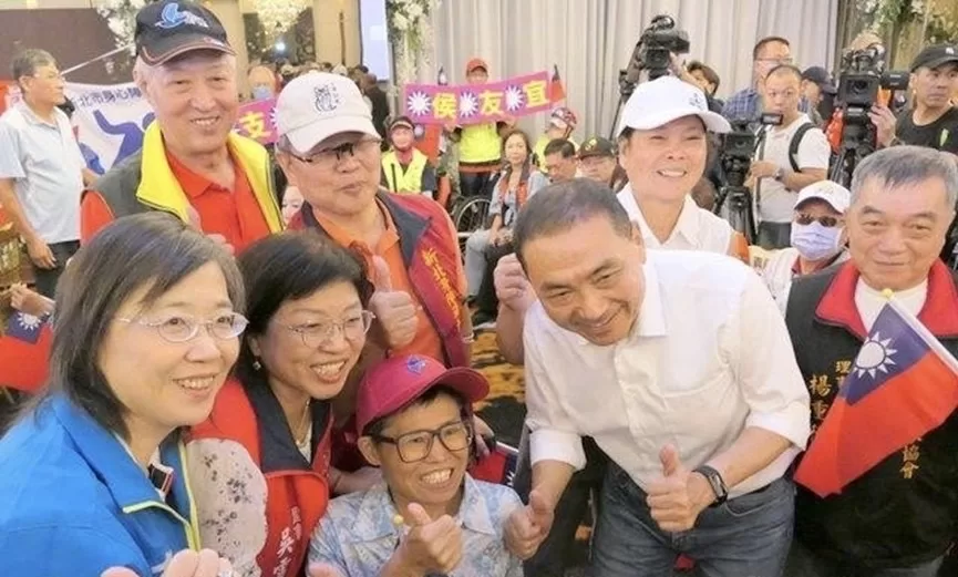 憨兒畫作無聲影響力 侯友宜3政策挺身障社福團體