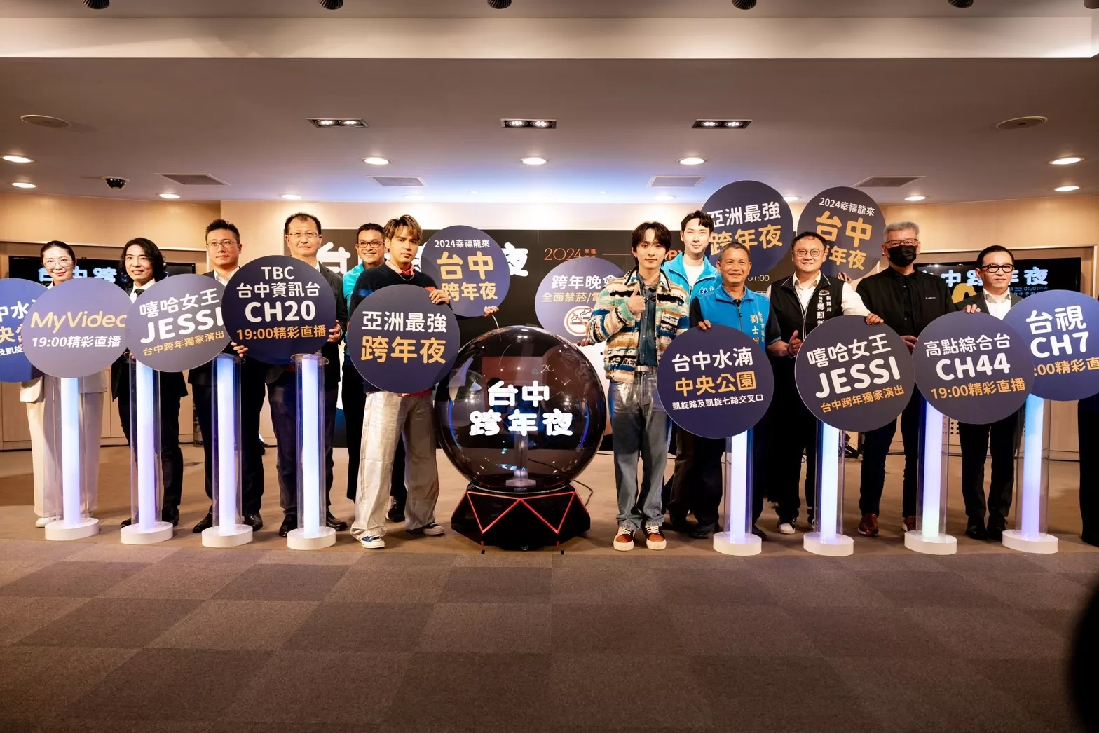 大秀偶像JESSI神曲《Nunu Nana》　舞棍阿Ken被譏像舞棍阿伯