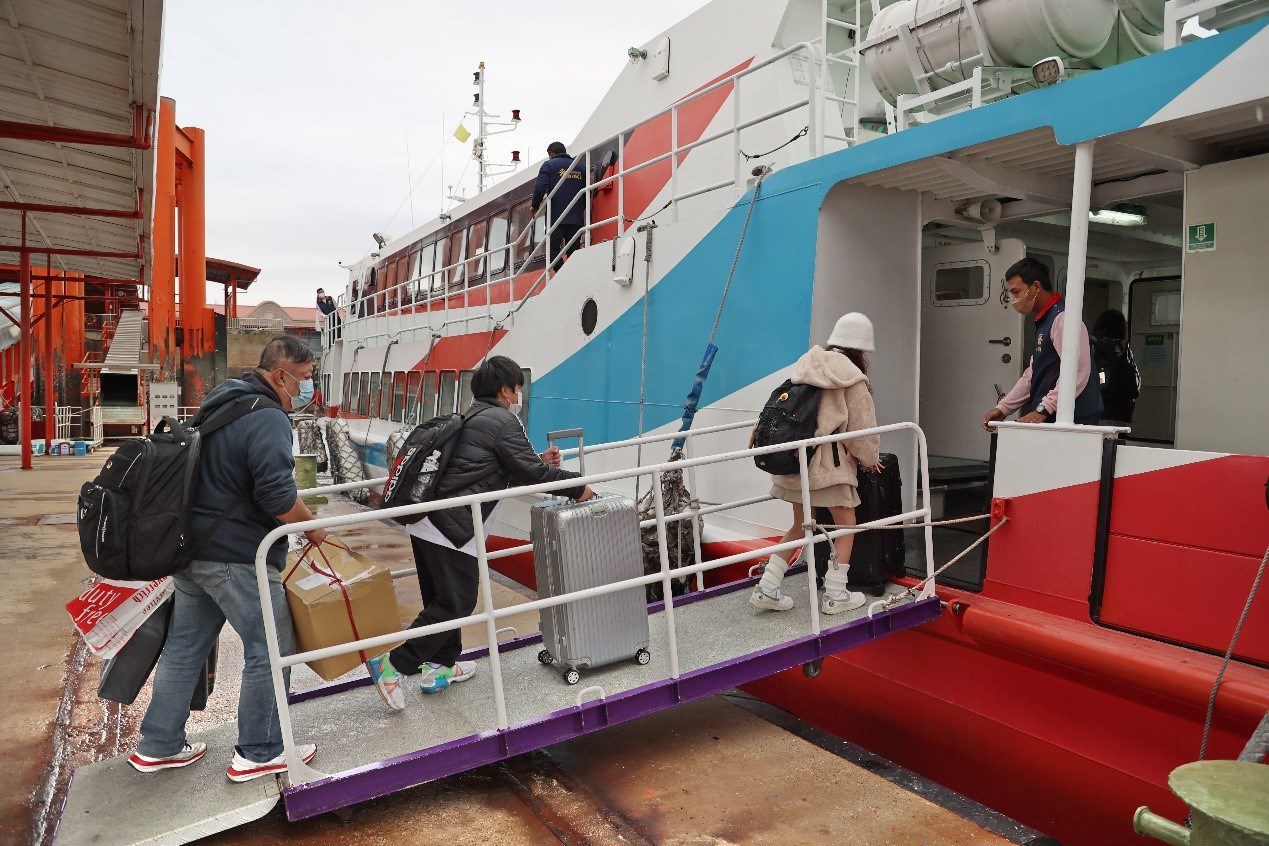 12月25日起，廈門海關放寬小三通旅客攜帶金門高粱酒數量限制