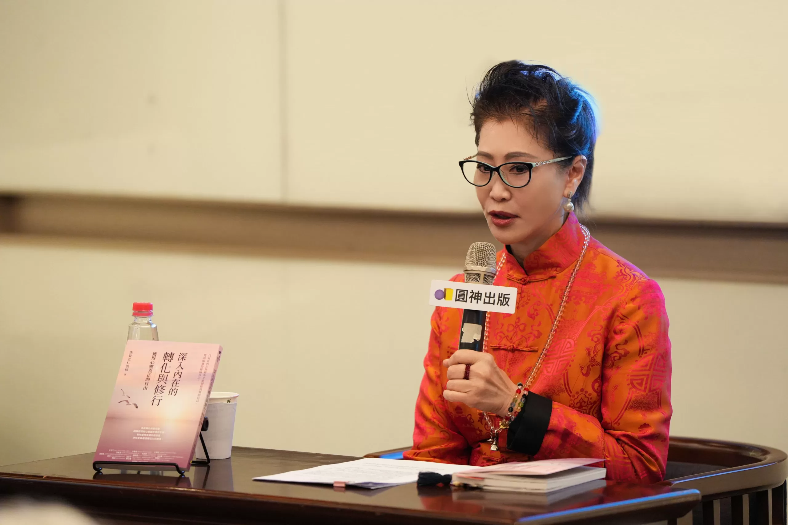 朱筧立仁波切《深入內在的轉化與修行》登博客來暢銷榜冠軍 朱筧立仁波切《深入內在的轉化與修行》登博客來暢銷榜冠軍