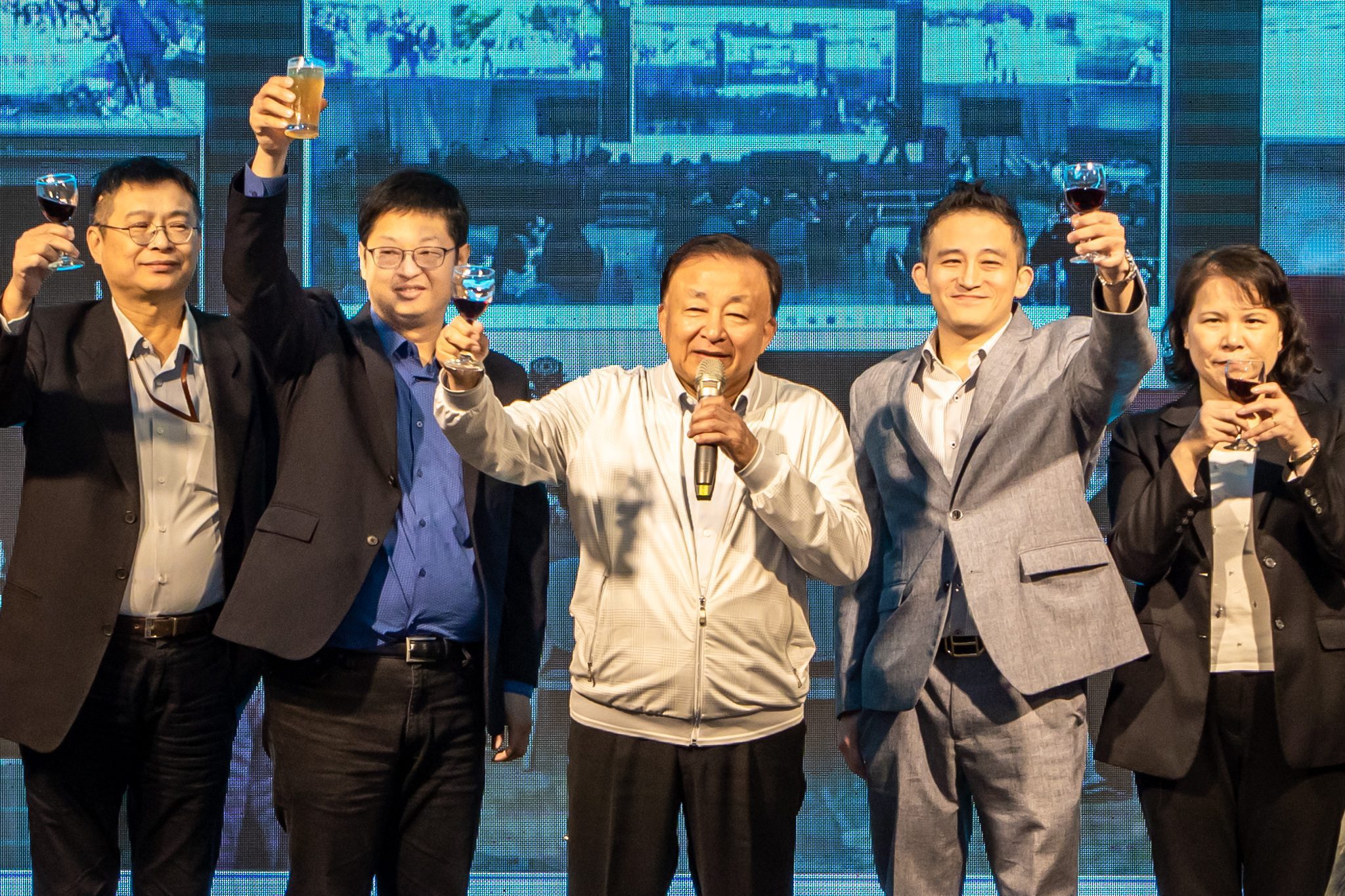 充電設備領導品牌創新技術落實零碳目 打造ESG成果歲末尾牙創意展現