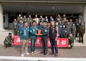 屏東縣九如鄉長藍聰信赴屏東縣後備指揮部春節敬軍慰勞活動
