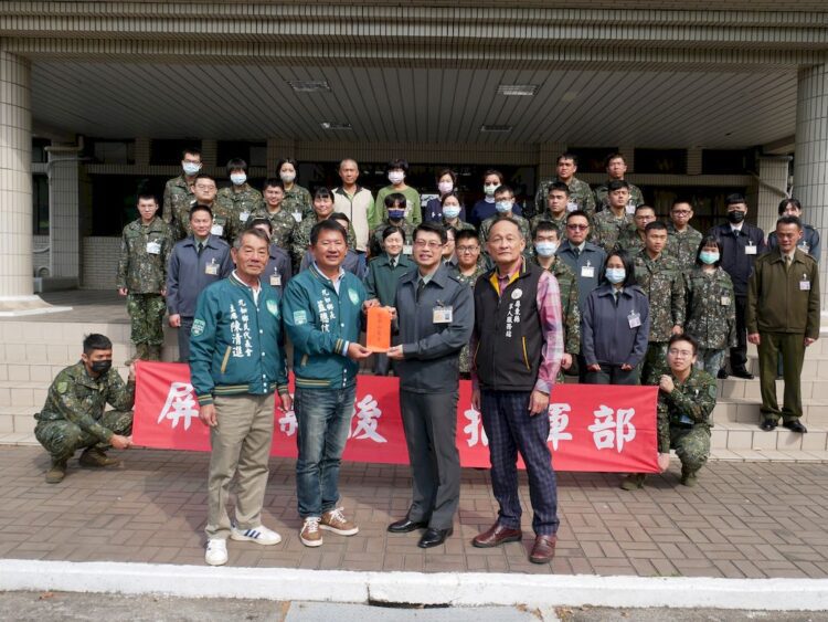 屏東縣九如鄉長藍聰信赴屏東縣後備指揮部春節敬軍慰勞活動 屏東縣九如鄉長藍聰信赴屏東縣後備指揮部春節敬軍慰勞活動