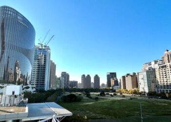 不能只賣住宅！建商「劈腿」新天地　二線建商也跟進