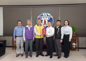 高雄市政府春節敬軍慰勞活動-祝賀海軍弟兄姐妹們佳節愉快