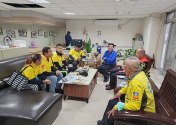 《向榮民致敬》臺南市陸軍專科學校常備士官班校友會於「佳里榮譽國民之家」義剪