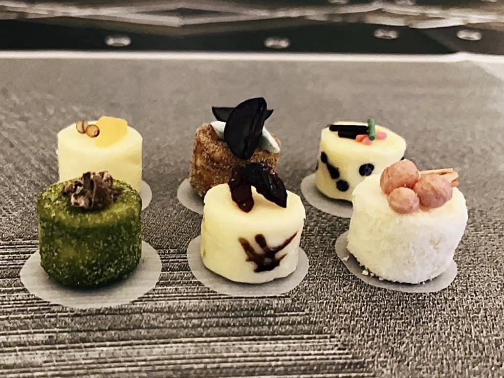 迷你蛋糕出爐！真材實料微縮蛋糕原料竟是起司球