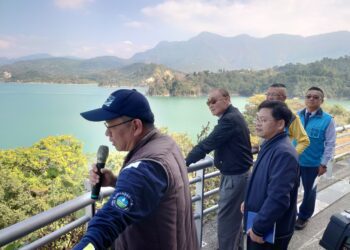 馮世寬關心曾文水庫藍色公路及嘉義農場發展