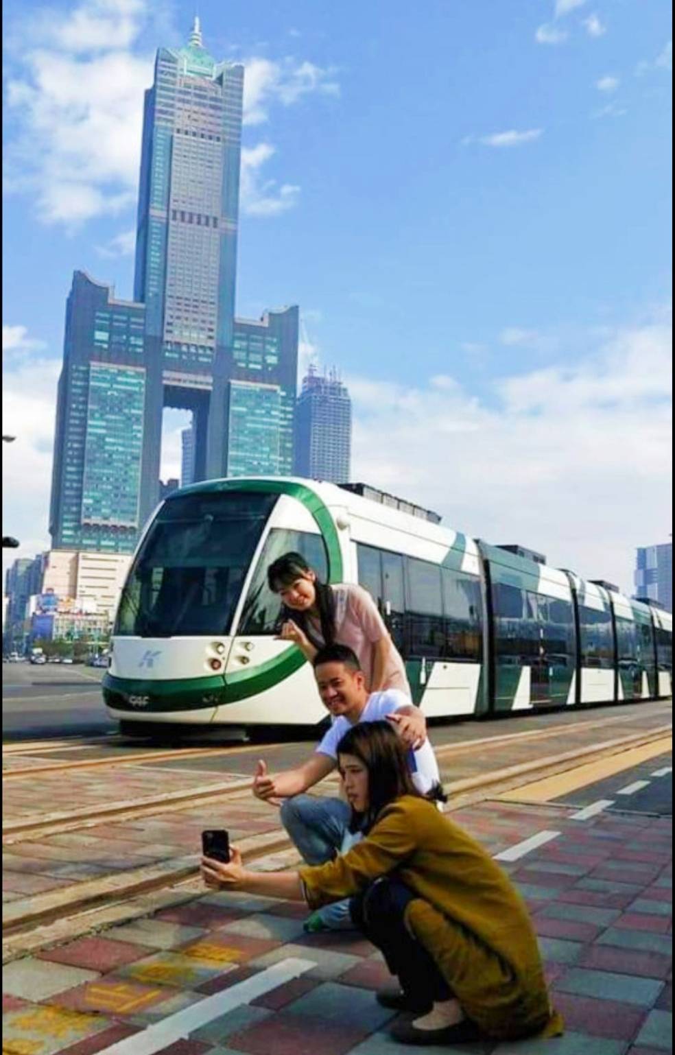 首創精緻電影咖啡沙龍 放映系列電影《愛情線索》2024全台隆重巡迴