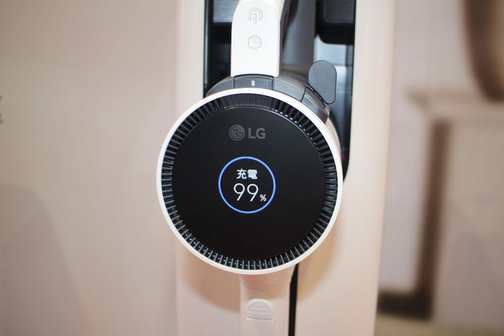 濕拖機器人與無線吸塵器二合一　LG 清空塔全球首發在台灣
