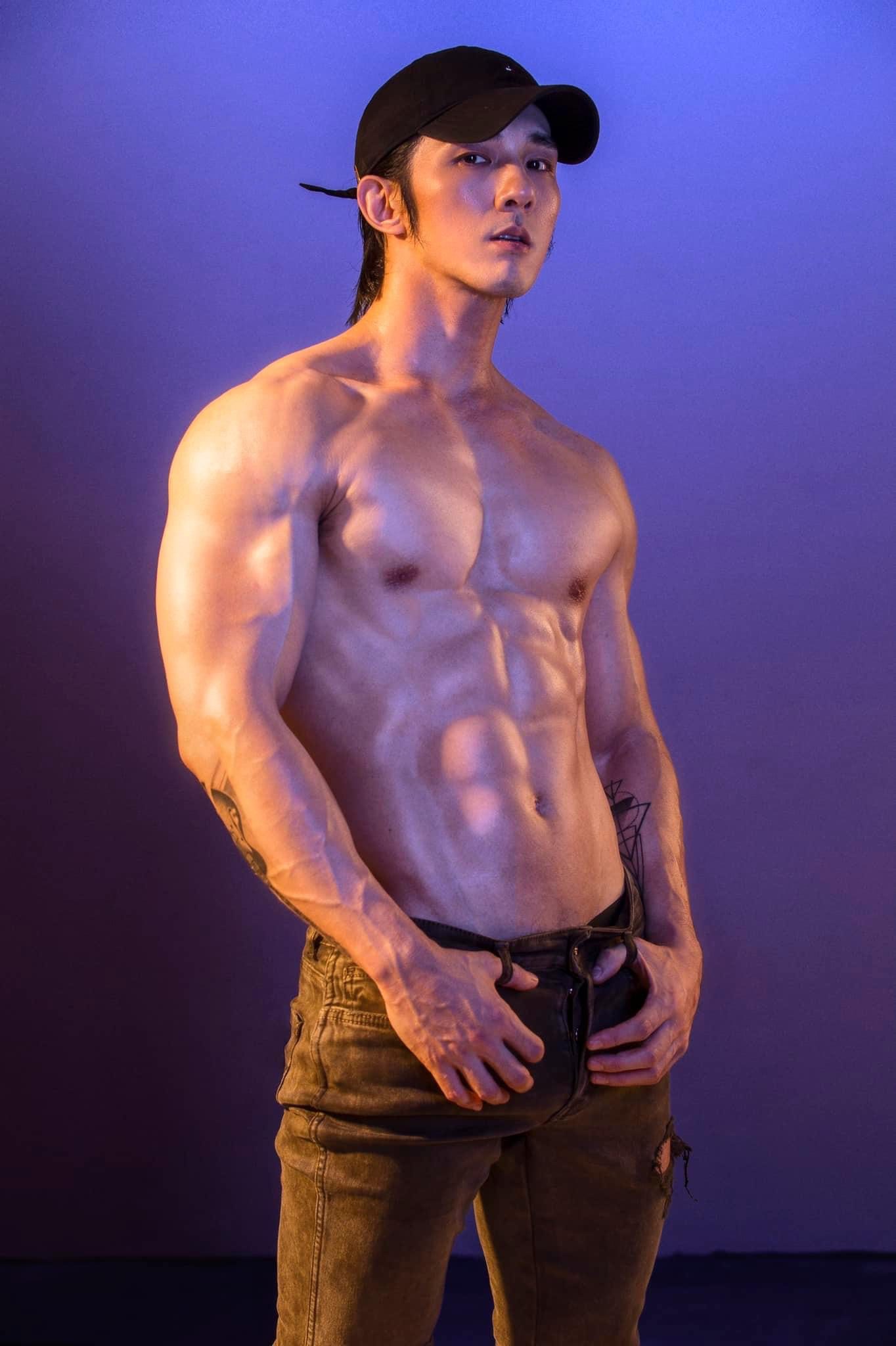 張傑蛻變肌肉猛男　攜手健身界魔王辦健美比賽追夢