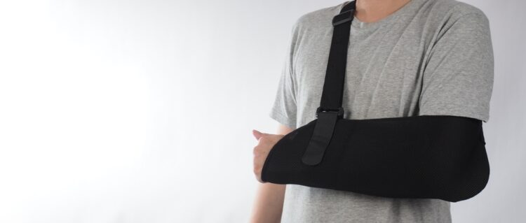 肩關節鏡術後不需固定綁三角巾了？！新式復健，術後第一天就開始！