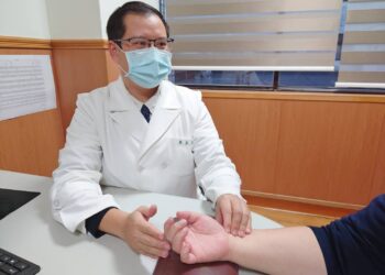 中醫治乾癬 內外兼治養好膚