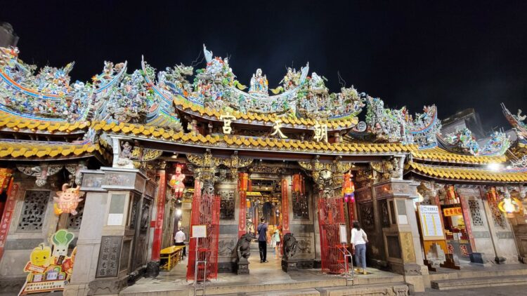 祈福新時代,龍年廟宇線上安太歲、點光明燈補財運大流行! 祈福新時代,龍年廟宇線上安太歲、點光明燈補財運大流行!