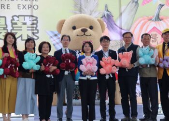 泰迪熊歡樂遊屏東　熱博會熱鬧揭幕