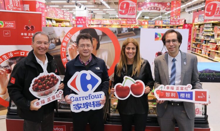 櫻桃正當紅! 智利水果出口商協會驚喜現身 春節獻禮台灣消費者 櫻桃正當紅! 智利水果出口商協會驚喜現身 春節獻禮台灣消費者