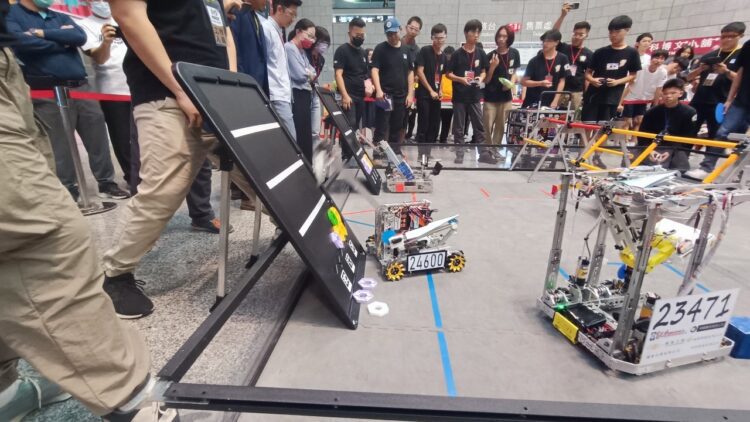 2023-2024 FIRST 機器人大賽台灣選拔賽 2024 FIRST「藝術」機器人大賽 科工館盛大開跑 2023-2024-first-機器人大賽台灣選拔賽-2024-first「藝術」機器人大賽-科工館盛大開跑