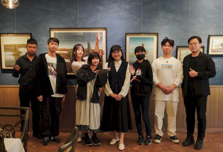 《目送我的流浪》姚思妤創作個展-–-守護者的目送，是期盼的象徵，是無懼風雨，等待拓荒者的歸根