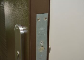 房子租家人要收租？網戰成兩派曝一堆「送不走神」：住著住著就是自己的　