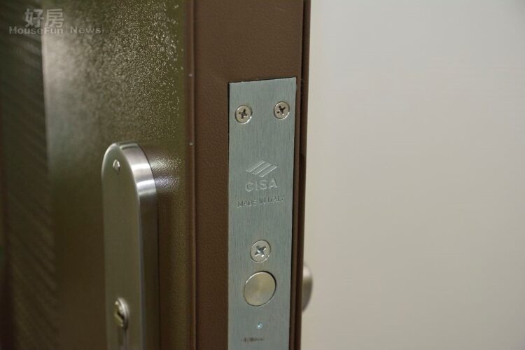 房子租家人要收租?網戰成兩派曝一堆「送不走神」:住著住著就是自己的  房子租家人要收租?網戰成兩派曝一堆「送不走神」:住著住著就是自己的