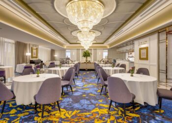 《2024情人節約會首選》美享地餐廳星級燭光晚宴-夢幻粉紅香檳增添甜蜜感