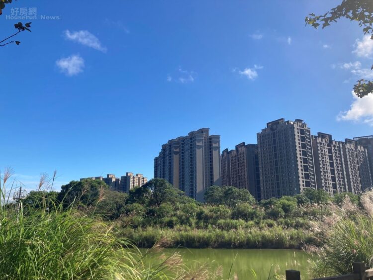 A7買2房要1200萬?他一查實登驚掉下巴「離5字頭不遠」 鄉民:拉上去遲早的事 a7買2房要1200萬?他一查實登驚掉下巴「離5字頭不遠」 鄉民:拉上去遲早的事