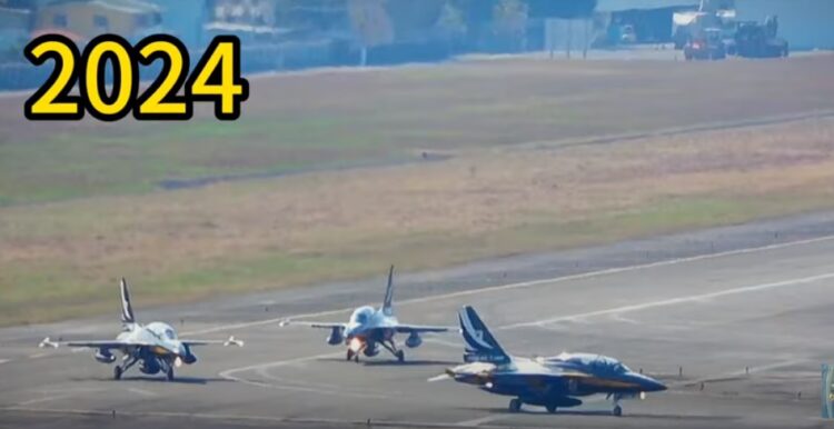 Kaohsiung南韓空軍黑鷹表演隊2024首降高雄!女飛官駕駛新式C-130J kaohsiung南韓空軍黑鷹表演隊2024首降高雄!女飛官駕駛新式c-130j