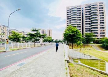 騎車10分鐘到左營、楠梓！房價漲6成「還有甜甜1字頭」高雄這區根本神級