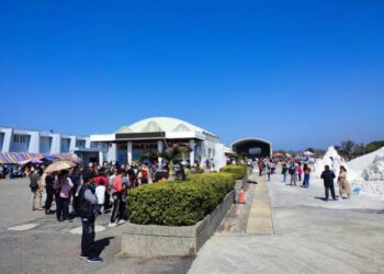 春節旅遊人次破千萬-賞燈祈福走春龍來臺南