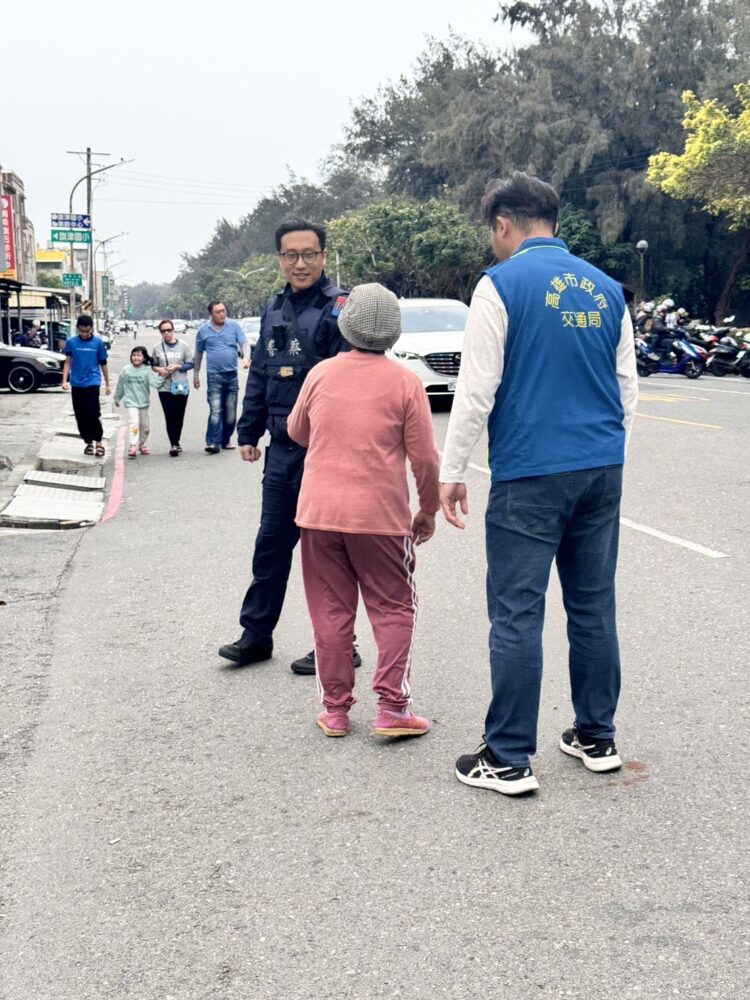春節期間高市交通局加強取締觀光景點攬客違法-經營停車場