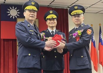 高市警局少年隊卸、新任隊長布達交接