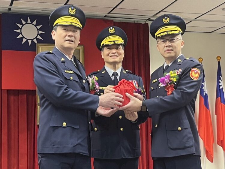 高市警局少年隊卸、新任隊長布達交接 高市警局少年隊卸、新任隊長布達交接