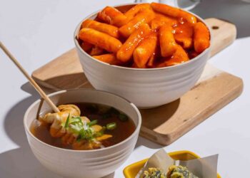 銅板價享用韓國美食「兩餐express」99元就能吃到招牌炒年糕