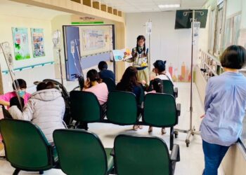 高市圖小港分館將歡樂與愛帶給小港醫院的病童