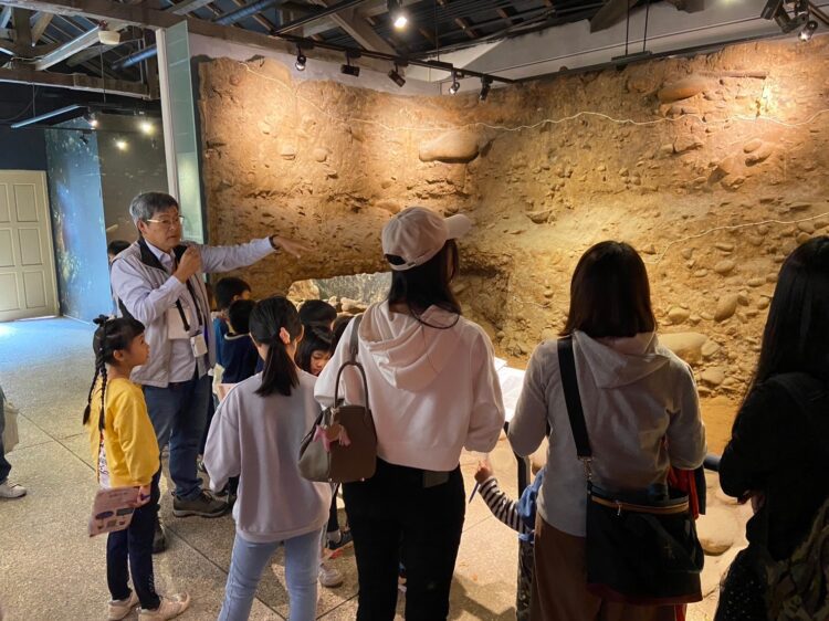 2024浮現祭-圍圈圈熱舞與狂炸樂團一同搖滾