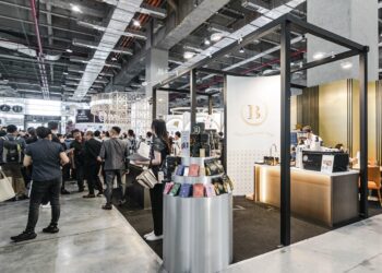 台中飄香半甲子咖啡館 自家烘培展現咖啡獨特自由奔放香氣