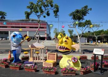 「正義鯊魚法官」對決「貪心燈籠魚」廉政創意花燈吸睛